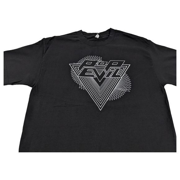 Pop Evil Band T-Shirt Size Large - Picture 2 of 10